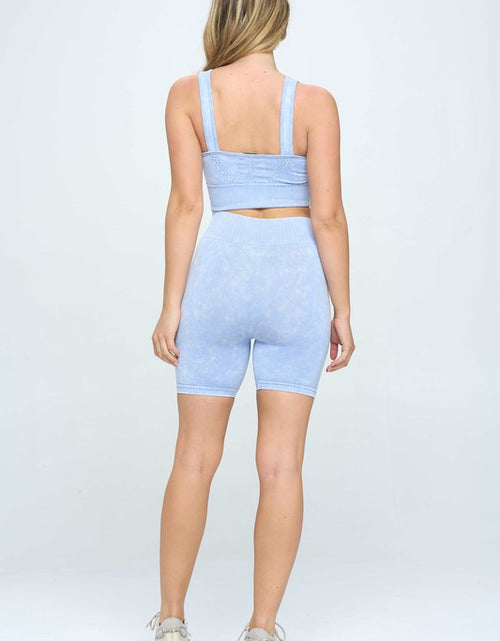 Load image into Gallery viewer, Mineral wash seamless biker shorts set - Matches Boutique
